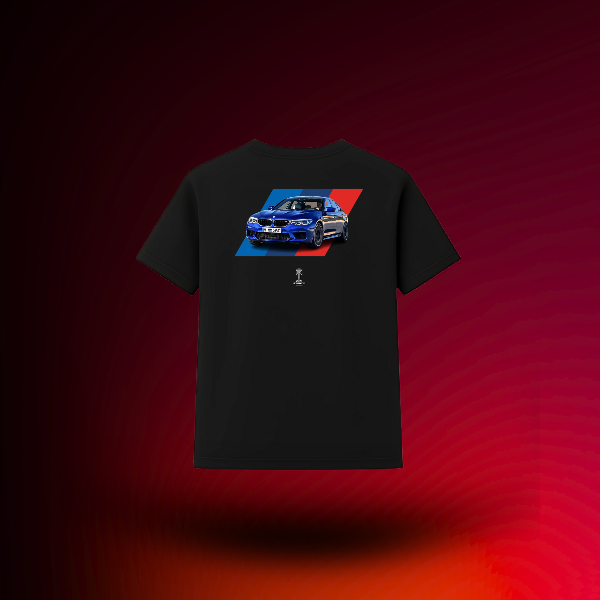 BMW M5 (F90) | Marina Bay Blue | M Spec | Camiseta Premium